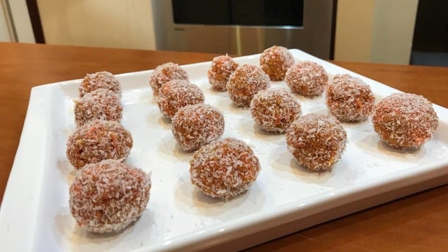 Enfes Görünümüyle: Havuçlu Atıştırmalık Toplar