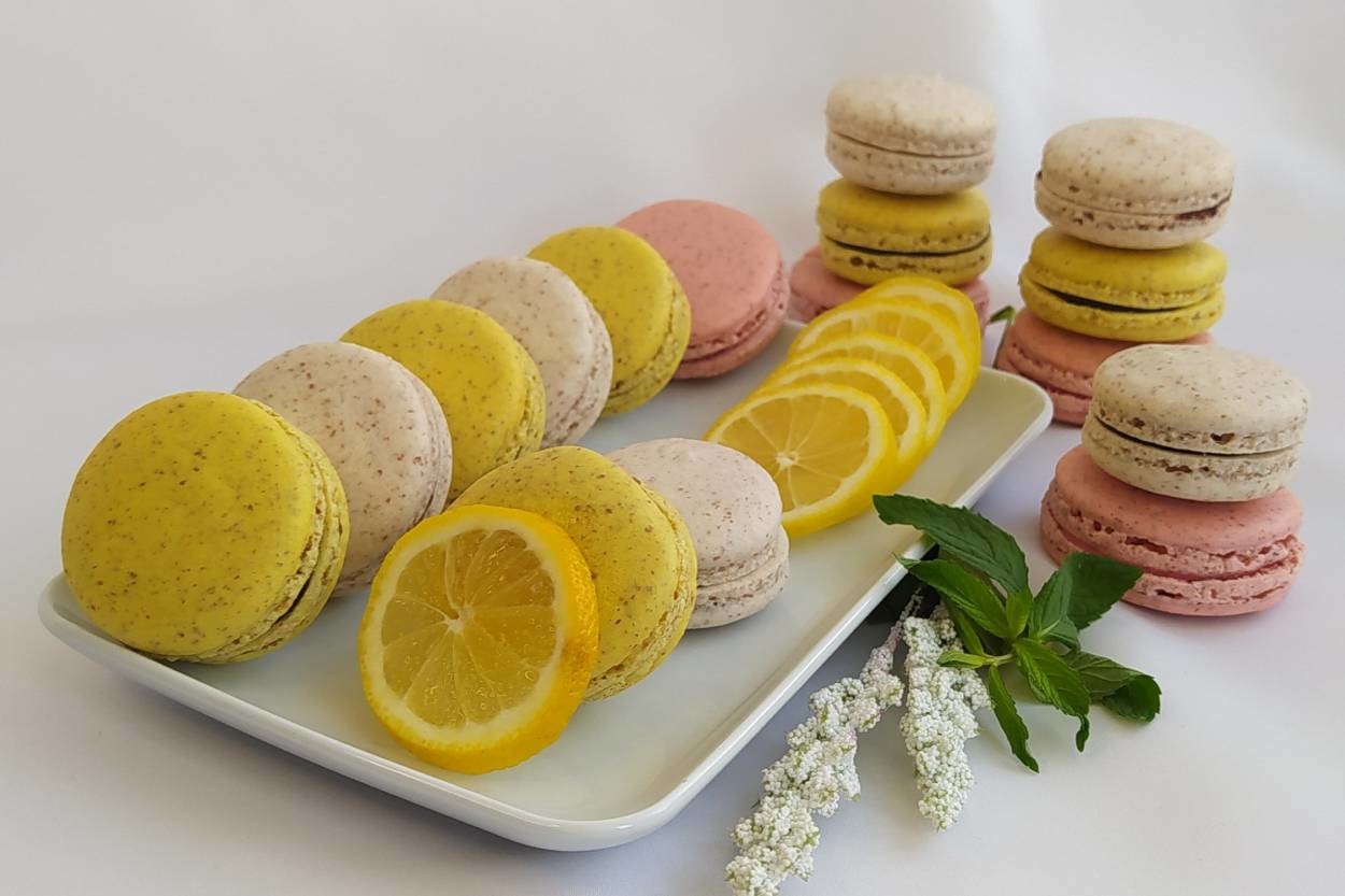 Minik Mutluluklar: Ev Yapımı Macaron