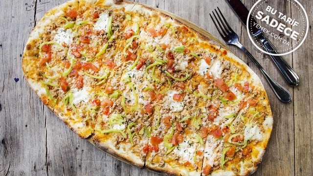 Limonata Teras'tan: Kokoreç Pizza