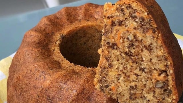 Kokusu Yeter: Havuçlu Cevizli Tarçınlı Kek