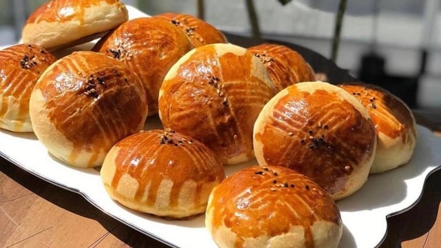 Karaköy'den Gelen: Pastane Poğaçası