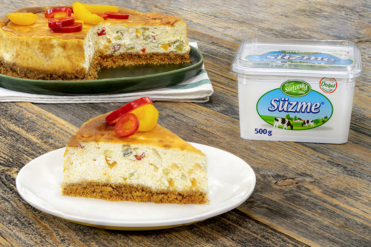 Kahvaltılara Renk Katsın: Tuzlu Cheesecake