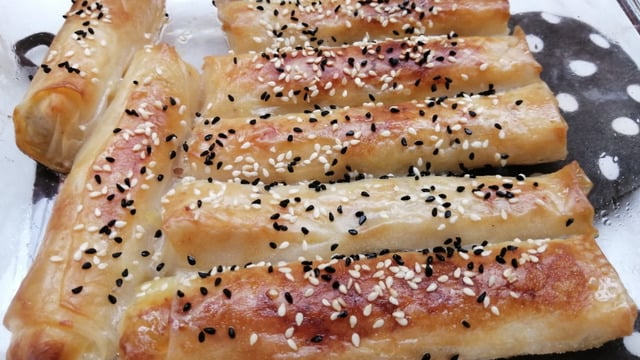Düşük Proteinli: Glutensiz Vegan Börek