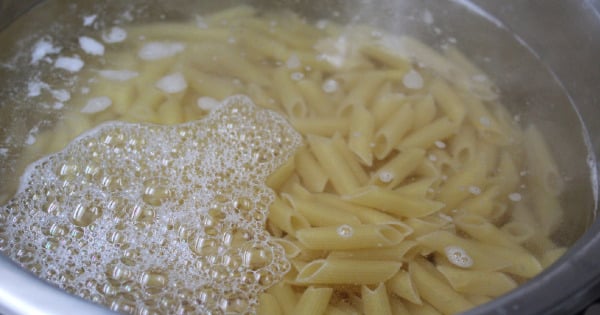 kori-soslu-makarna1