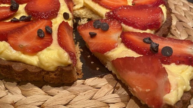 Şık Tarzıyla: Çilekli Tart