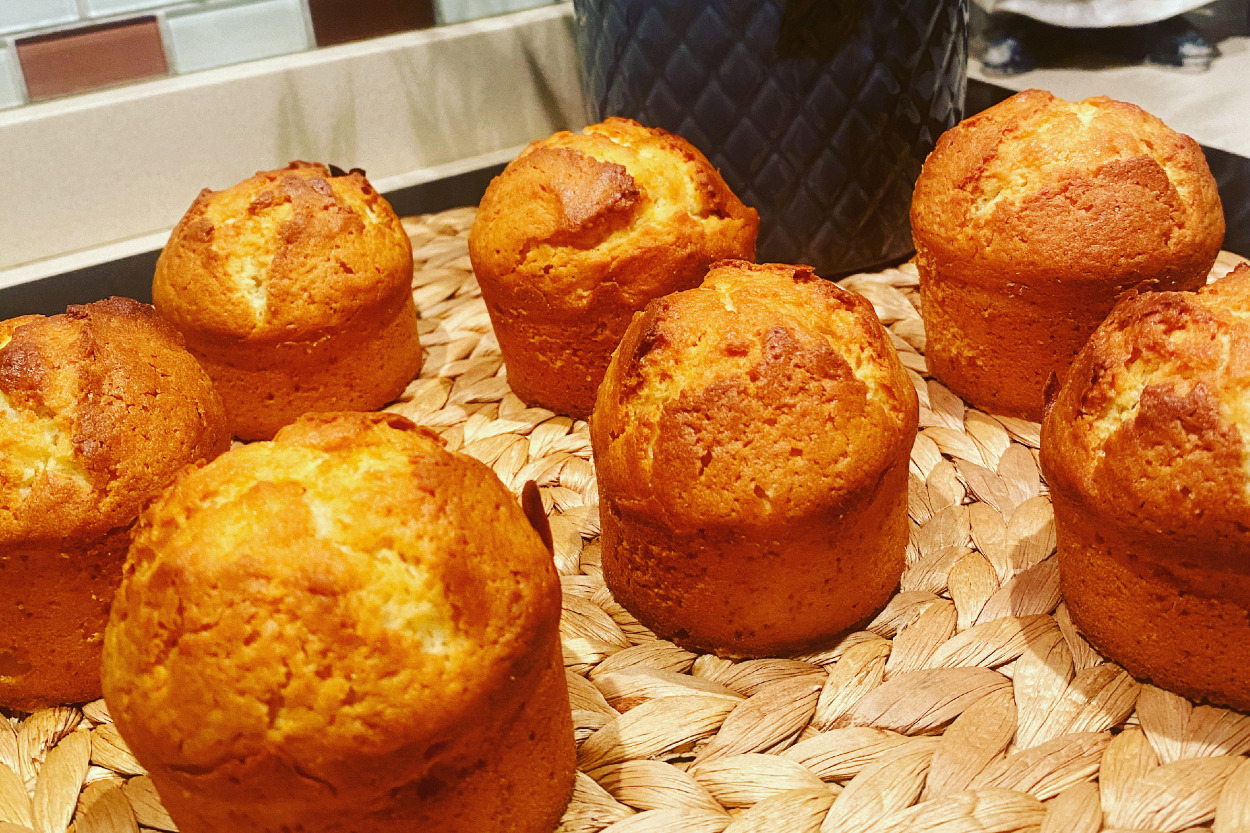 Bir Bardak Sütle: Sade Muffin