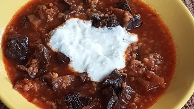 Kokusu Evi Sarar: Yöresel Kuru Patlıcan Yemeği