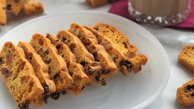 Çıtırtısı Geçmeyen: Selanik Gevreği