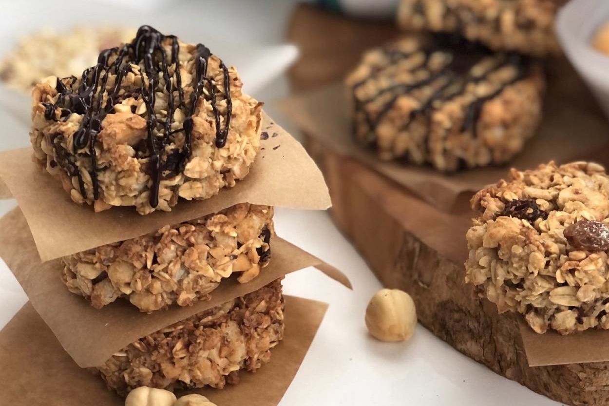Fit Zamanlara Eşlik Edecek: Granola Bar