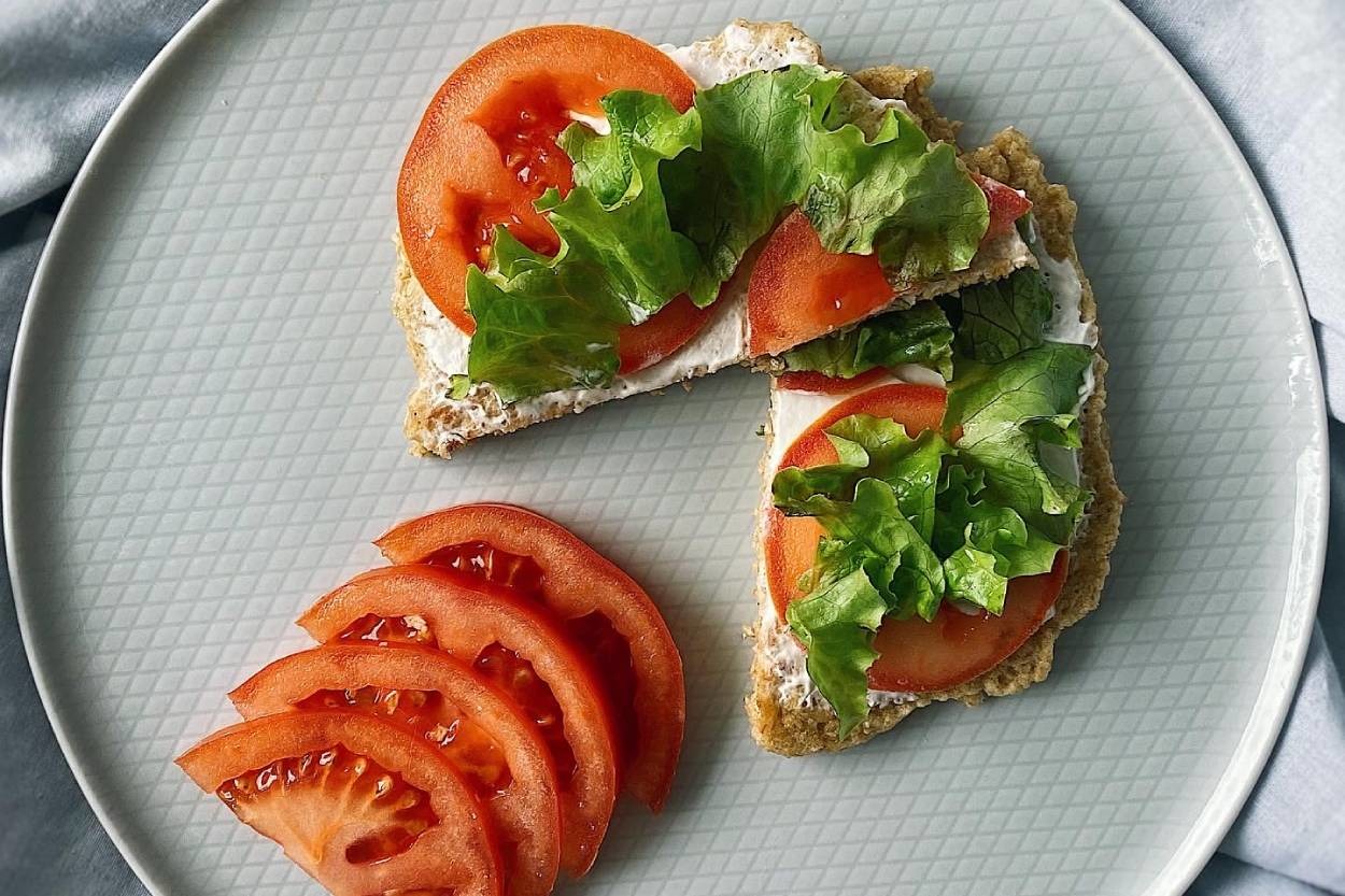 Sağlıklı Başlangıç: Yulaflı Açık Tost