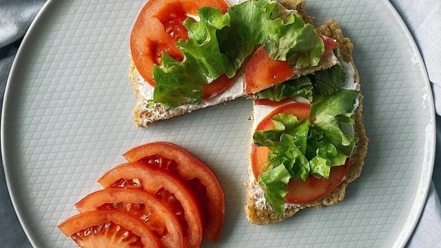 Sağlıklı Başlangıç: Yulaflı Açık Tost
