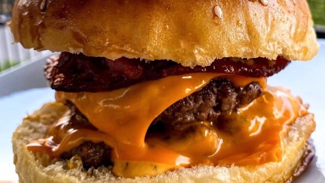 Hazırlara Elveda: Evde Efsane Hamburger