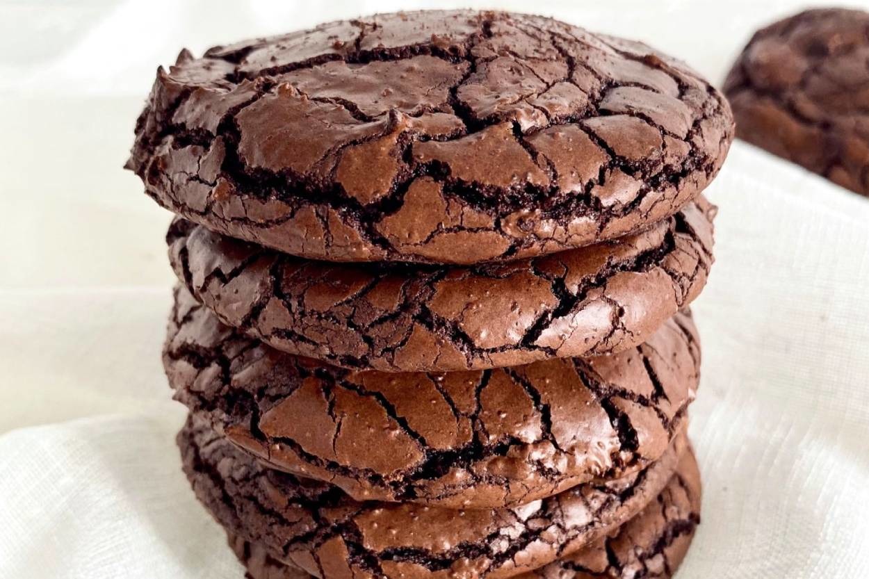 Brownie Tadında: Efsane Brownie Kurabiye