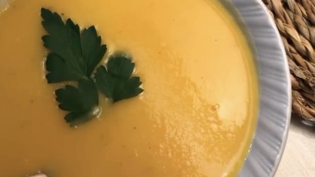 İştah Açan: Klasik Bal Kabağı Çorbası