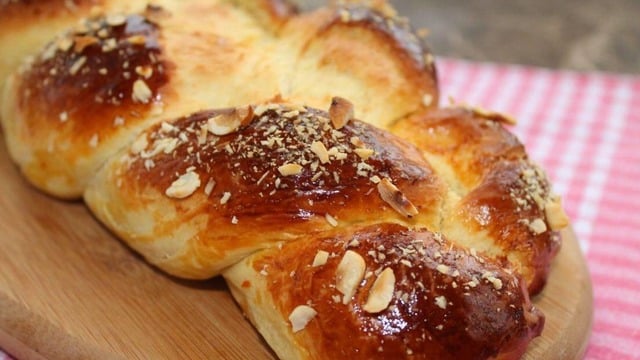 Yumuş Yumuş: Paskalya Çöreği