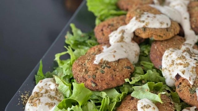 Sofralar Lezzetlenecek: Fırında Falafel