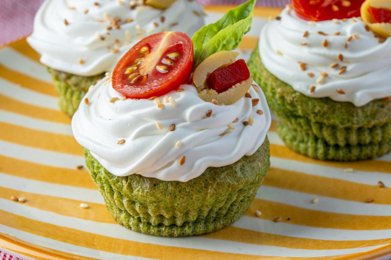 Yeşilin En Lezzetlisi: Ispanaklı Cupcake