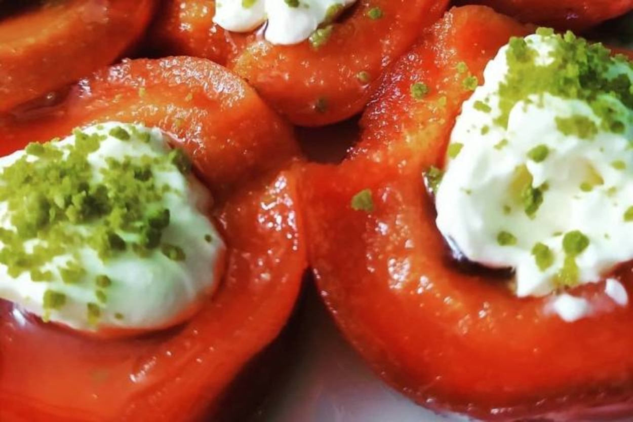 Rengi Şahane: Kaymaklı Kolay Ayva Tatlısı