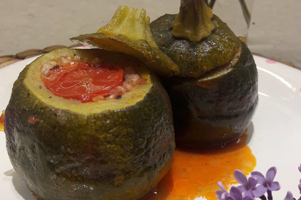 Bir Ege Lezzeti: Girit Kabağı Dolması