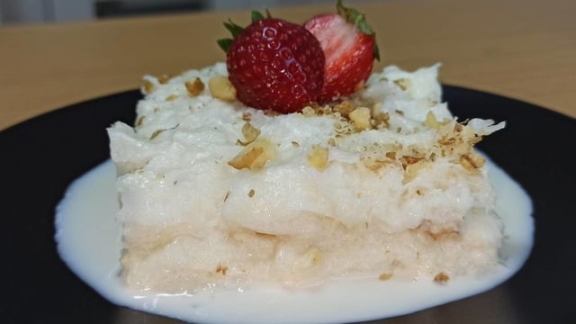 Akşam Yemeklerinden Sonra: Cevizli Güllaç