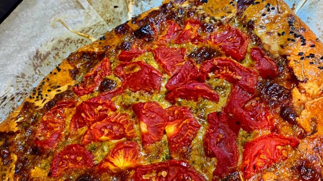 Dışı Kıtır İçi Sulu: Domatesli Galette