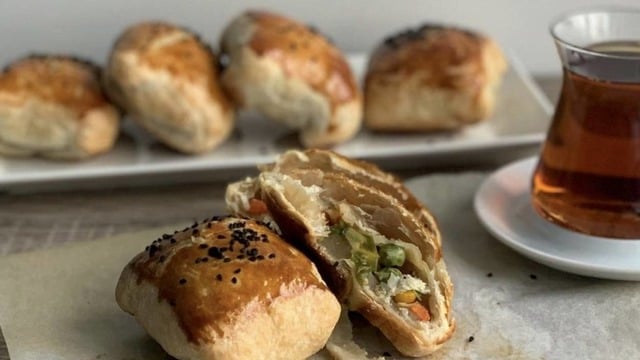Yufka Açama Derdi Olmadan: Pratik Milföy Börek