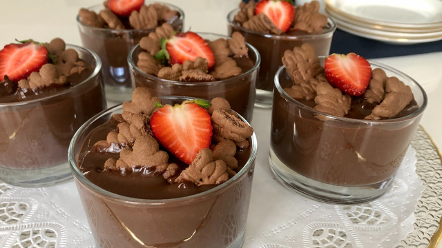 Tam Kıvamında: Ev Yapımı Çikolatalı Puding