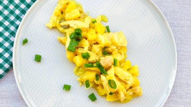 Sofraya Renk Katar: Limonlu Tavuk