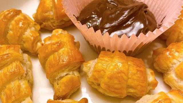 Kahvaltı Sofralarına: Mini Kruvasan