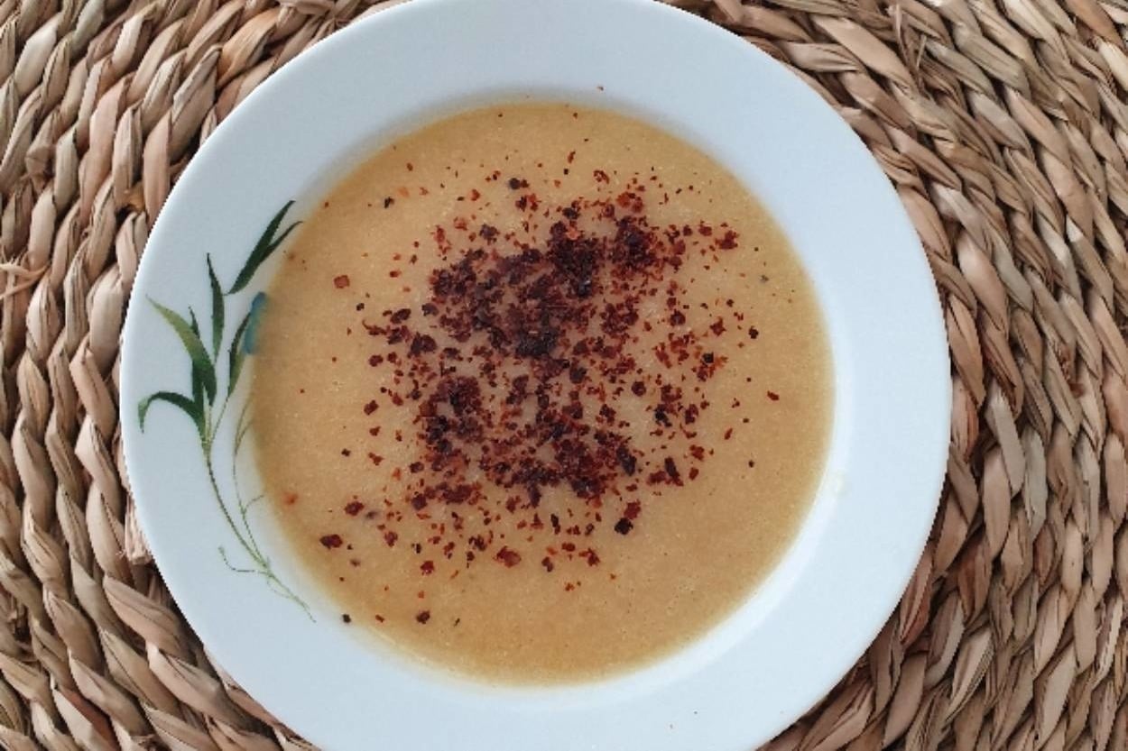 Sebzeleri Kızartmadan: Unsuz Mercimek Çorbası
