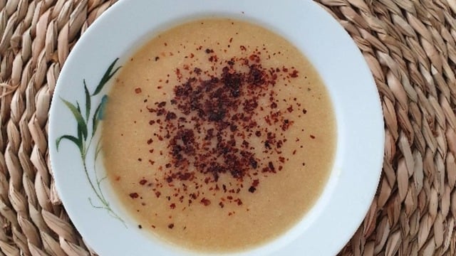 Sebzeleri Kızartmadan: Unsuz Mercimek Çorbası