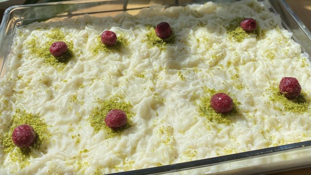 Hafif Lezzetiyle: Vişneli Güllaç