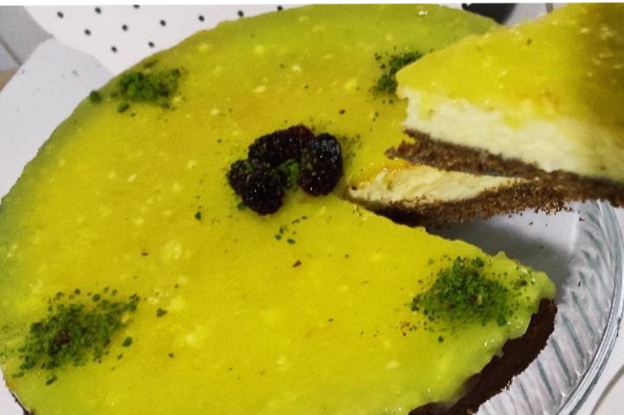 Bir Dilim Daha: Limon Soslu Cheesecake