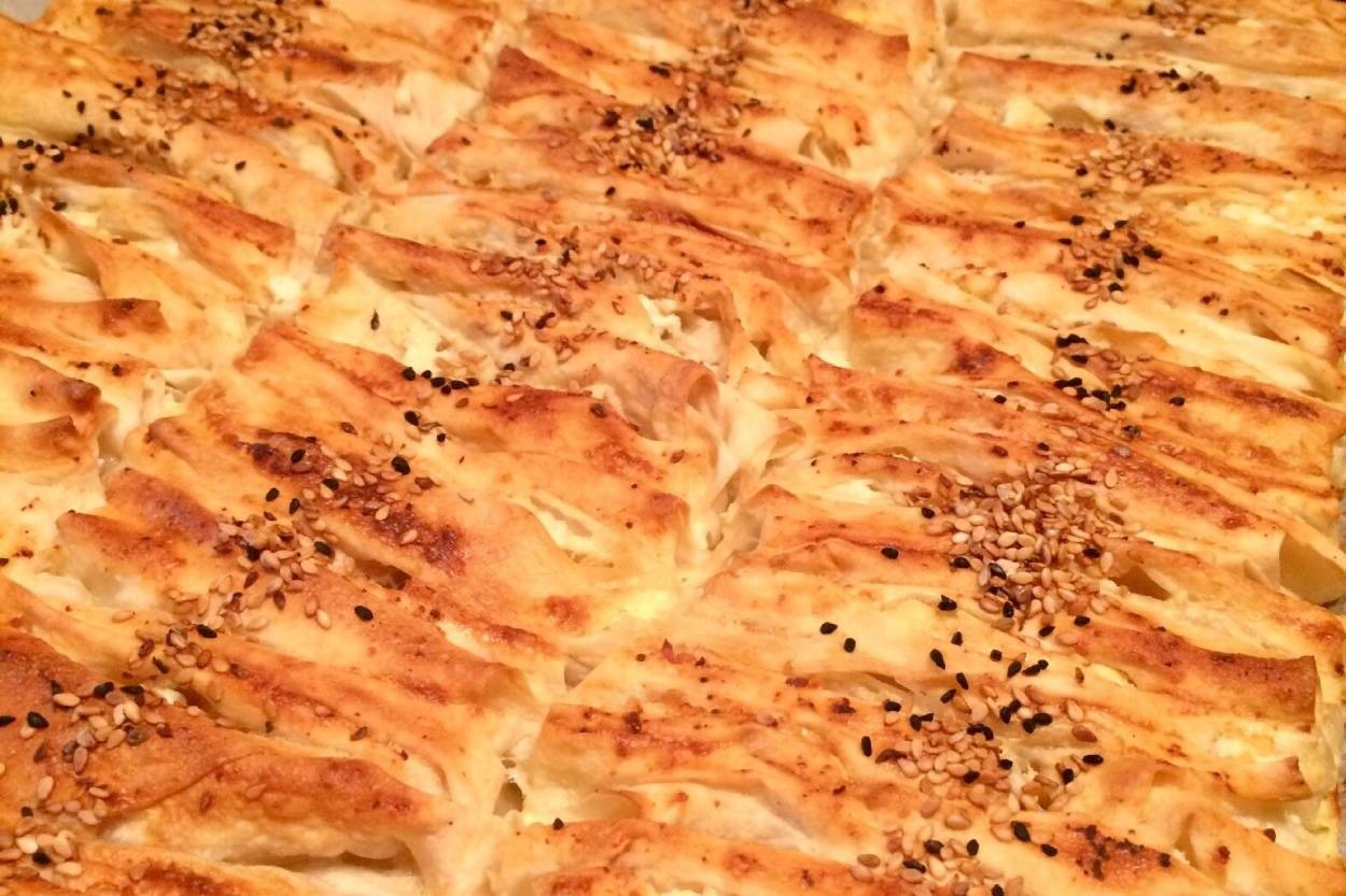 Sünger Dokusuyla: Büzme Börek
