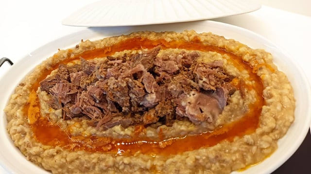 Ete Doyurur: Keşkek