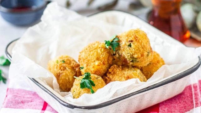 Lezzetin Adı: Çıtır Patates Topları