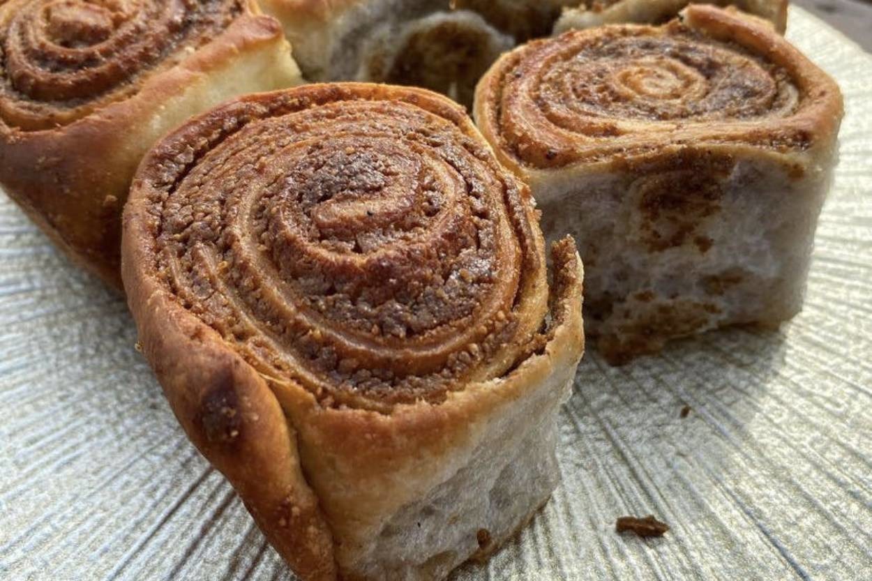 Ağızda Dağılan Dokusuyla: Haşhaşlı Kremalı Çörek