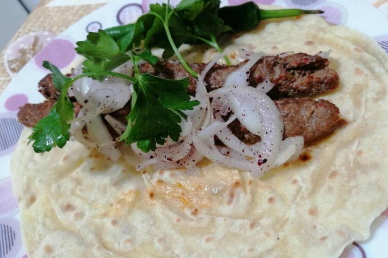 Acıyı Sevdiren: Adana Kebabı