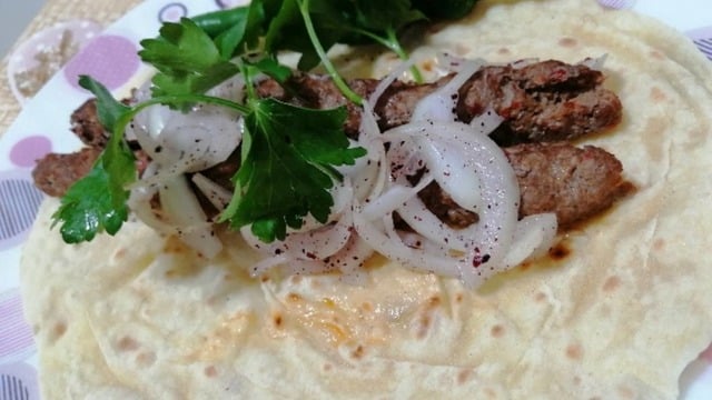 Acıyı Sevdiren: Adana Kebabı