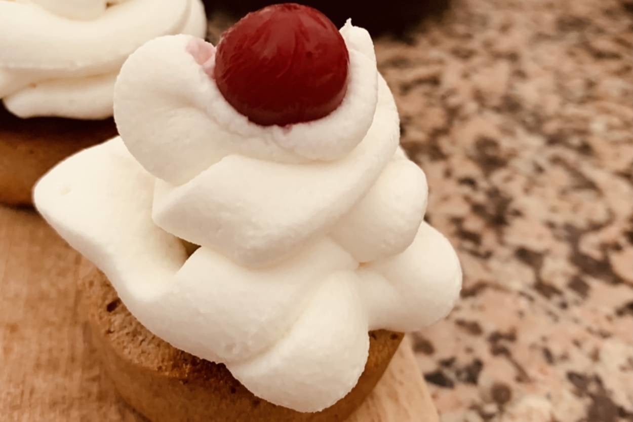 Hafta Sonlarına Yakışan: Cherry Bowl