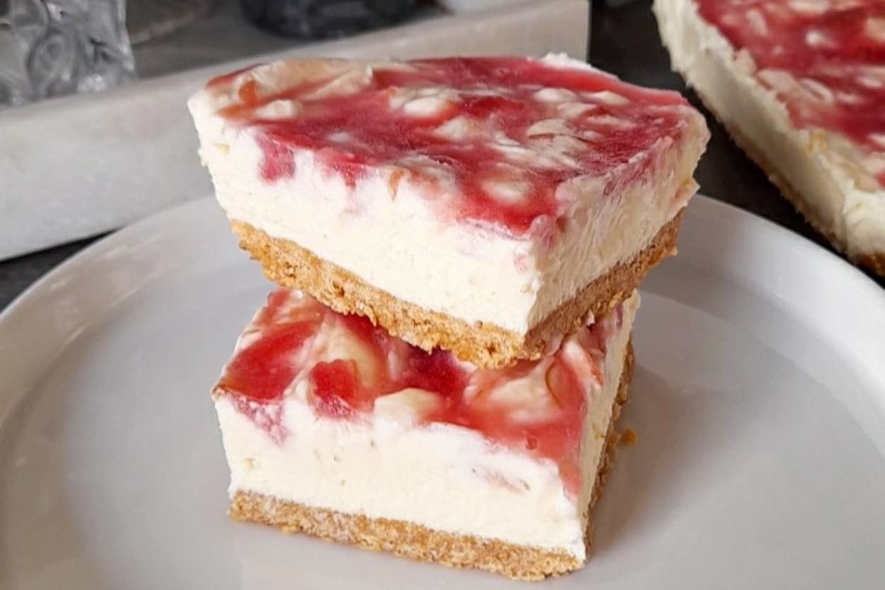 Bir Bahar Tatlısı: Beyaz Çikolatalı Raventli Cheesecake