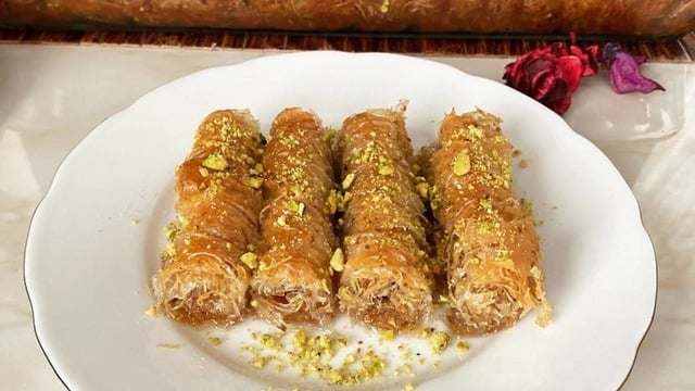 Çıtır Çıtır: Cevizli Kadayıflı Burma Baklava