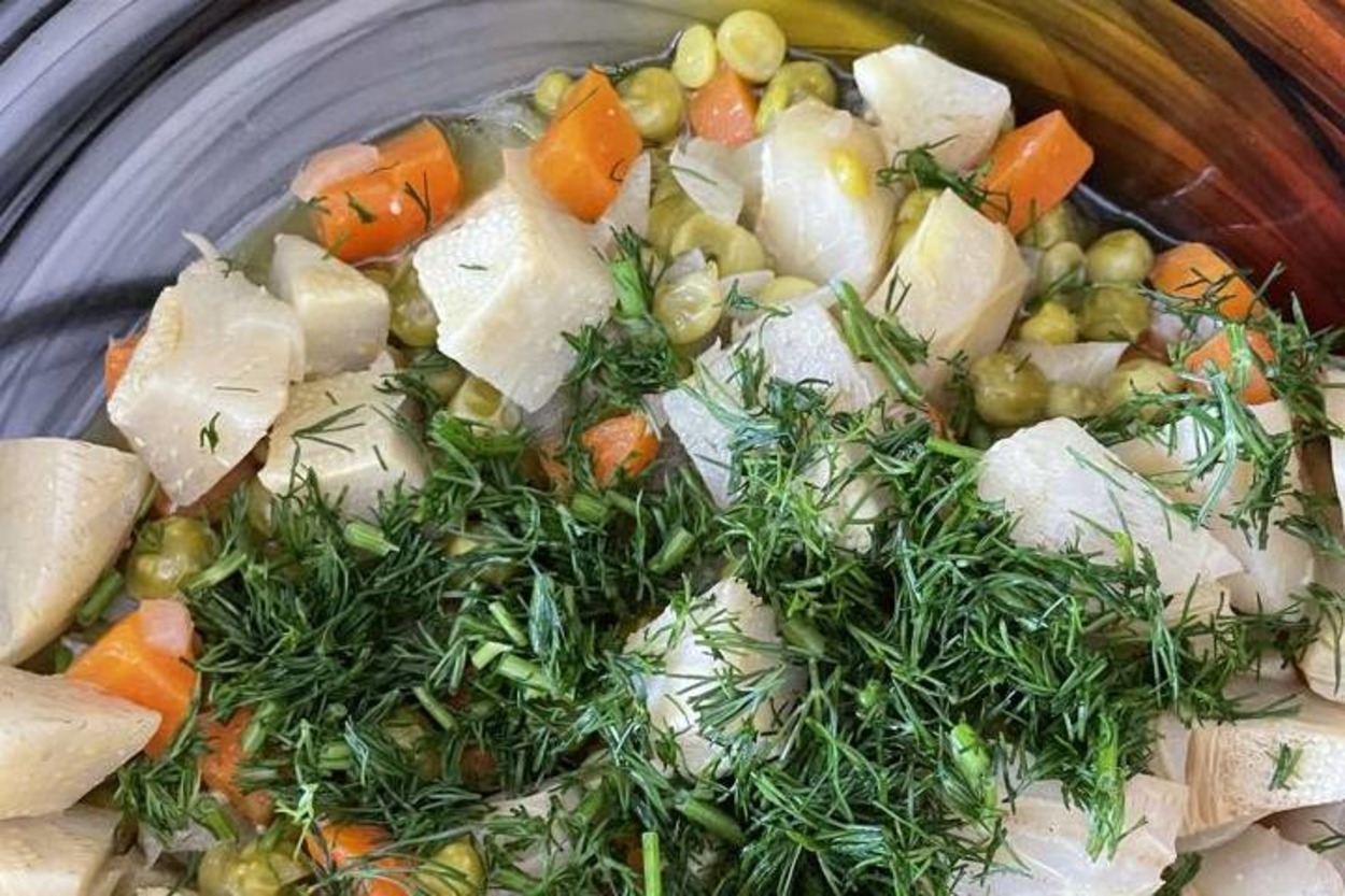 Salata Niyetine: Zeytinyağlı Enginar Yemeği