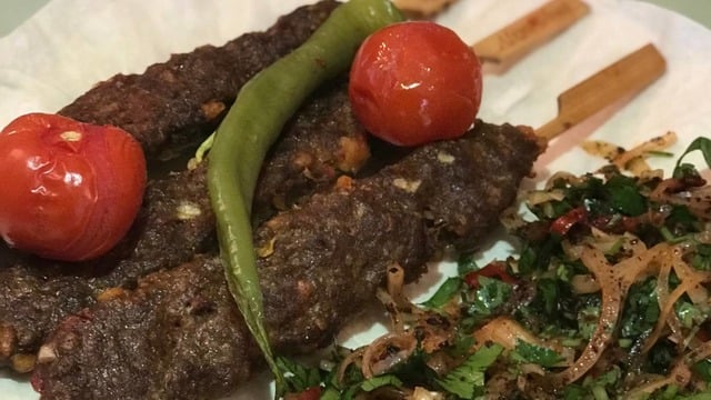 Hemencecik Hazır: Evde Pratik Adana Kebap