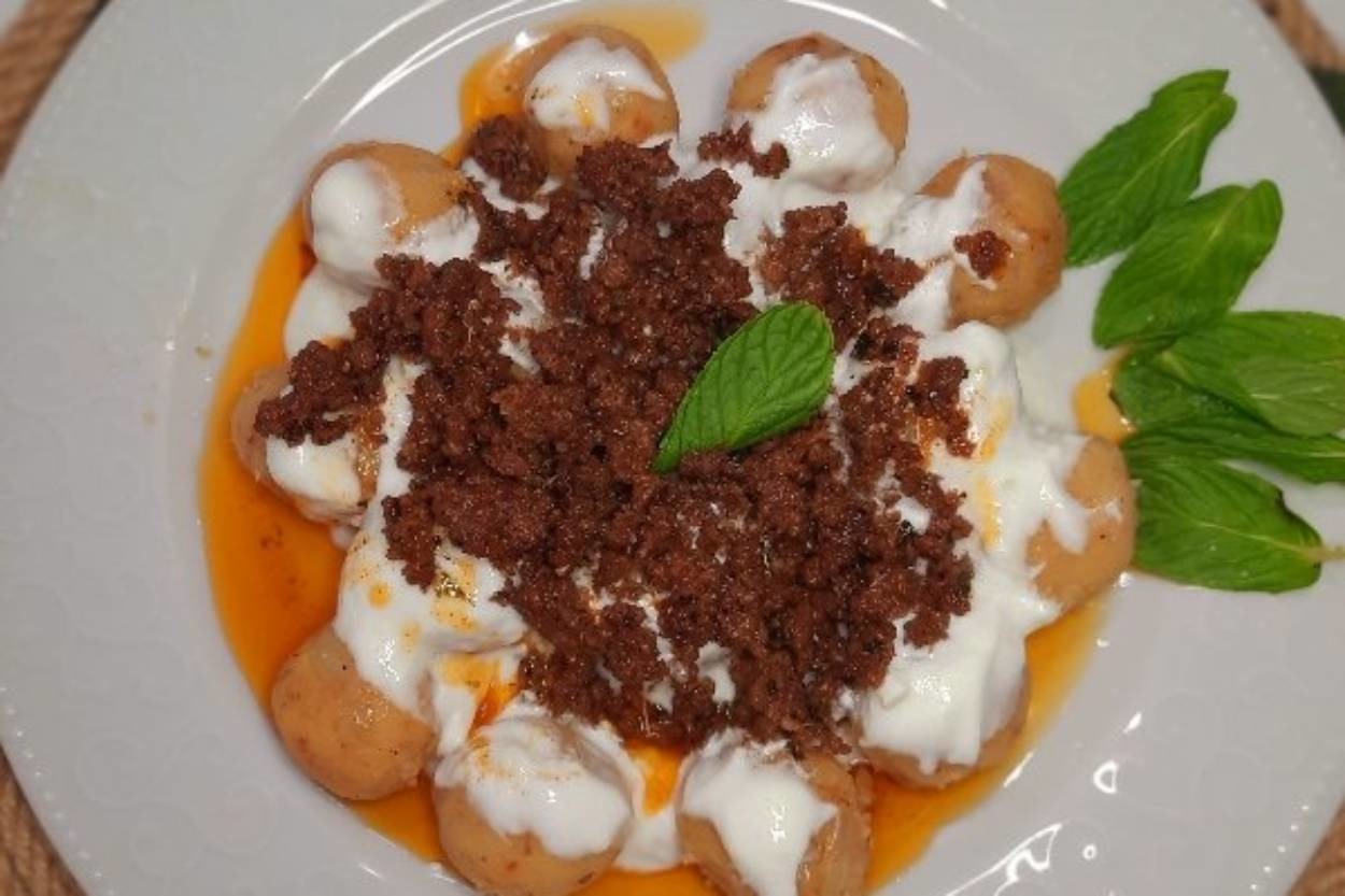 Görünümü Şık: Patates Borani