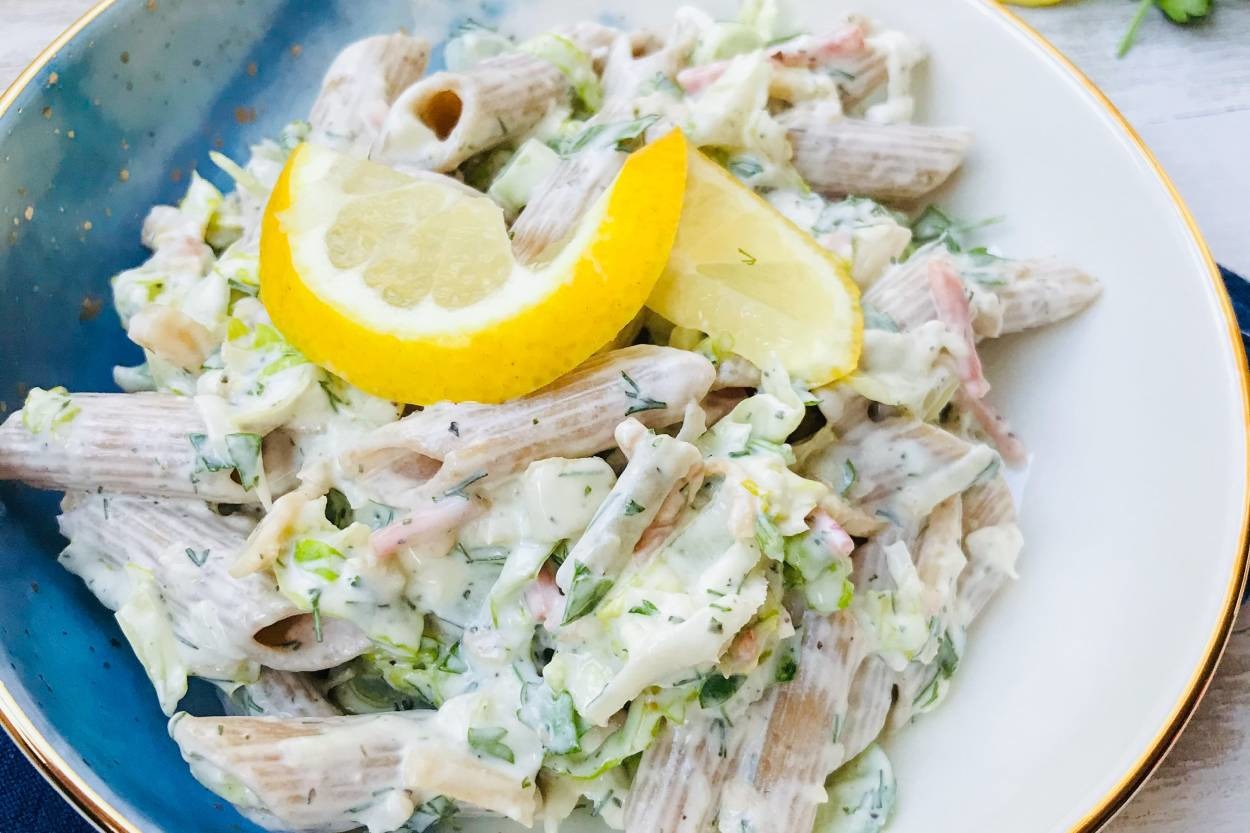 Bir de Böyle Deneyin: Tam Buğdaylı Makarna Salatası