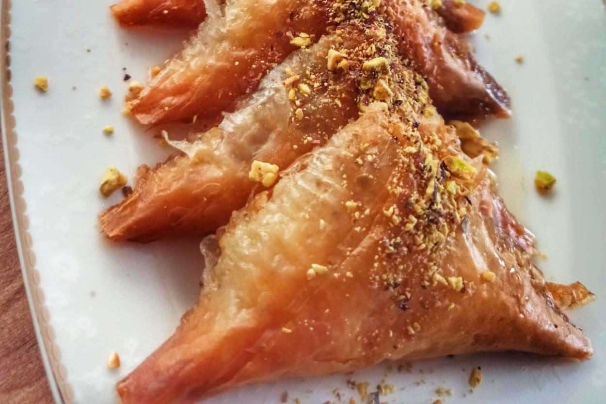 Kısa Zamanda Hazırlanan: İrmikli Muska Baklava