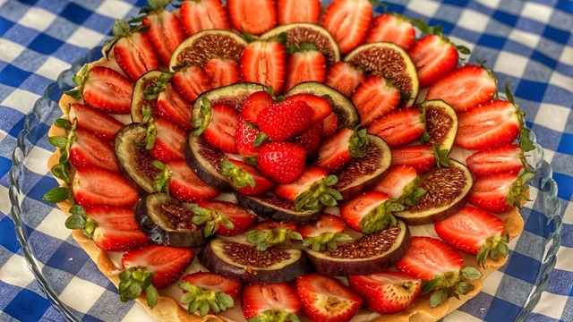 Görüntüsüyle İştah Kabartan: Meyveli Tart