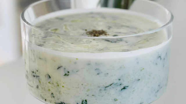 Lezzetle Serinletsin: Ispanaklı Cacık