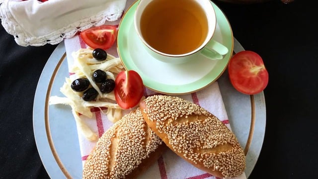 Yumuşacık Dokusuyla: Simit Poğaça